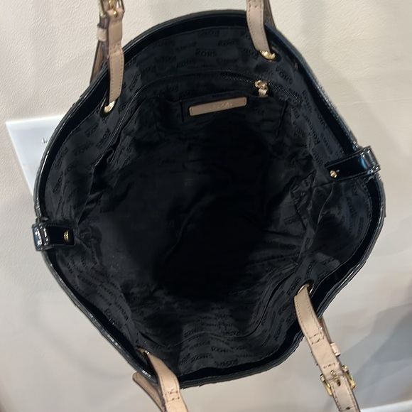 š„Michael Kors Black Patent  Tote Bagš„ - Picture 6 of 9